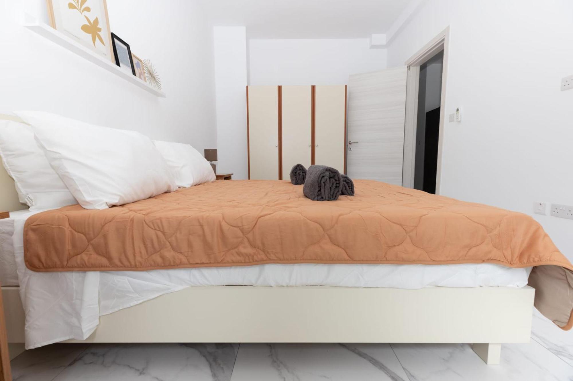 Bordino 2 Bedroom Apartment St. Paul's Bay Buitenkant foto
