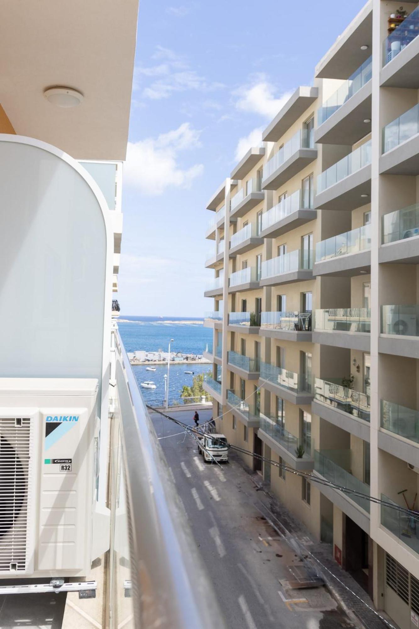 Bordino 2 Bedroom Apartment St. Paul's Bay Buitenkant foto